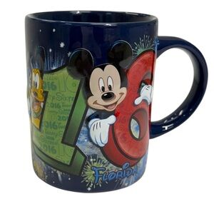 Disney Mickey Mouse and Friends 2016 Jerry Leigh Coffee Mug Black